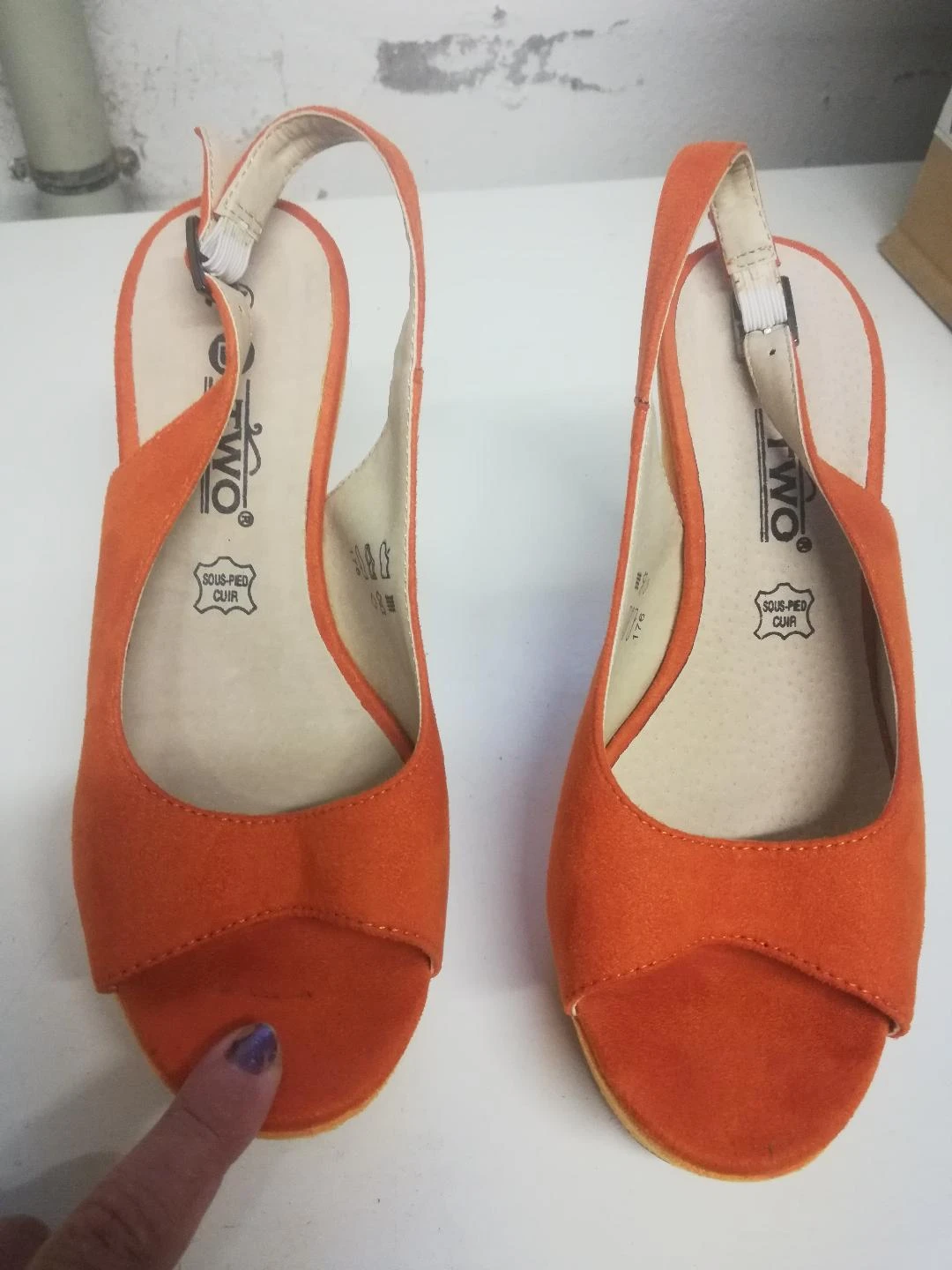 Escarpines Bicolore Naranja/Amarillo tacones 13 cm talla 37-nuevas (1 defecto) – photo 19